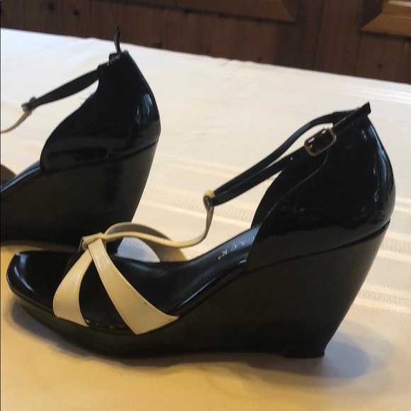 White House Black Market - Strappy High Heals - Picture 2 of 4